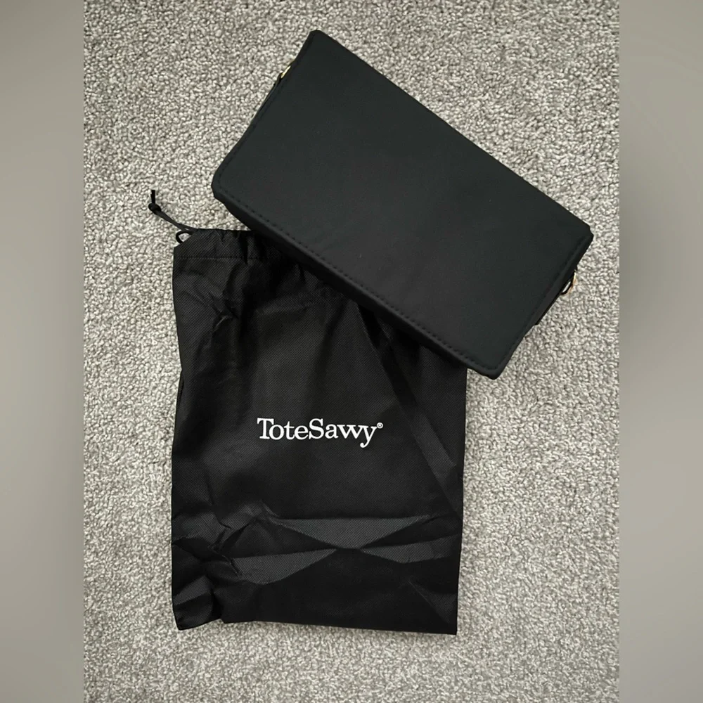NWT Totesavvy Black Crossbody Diaper Bag with Changing Mat